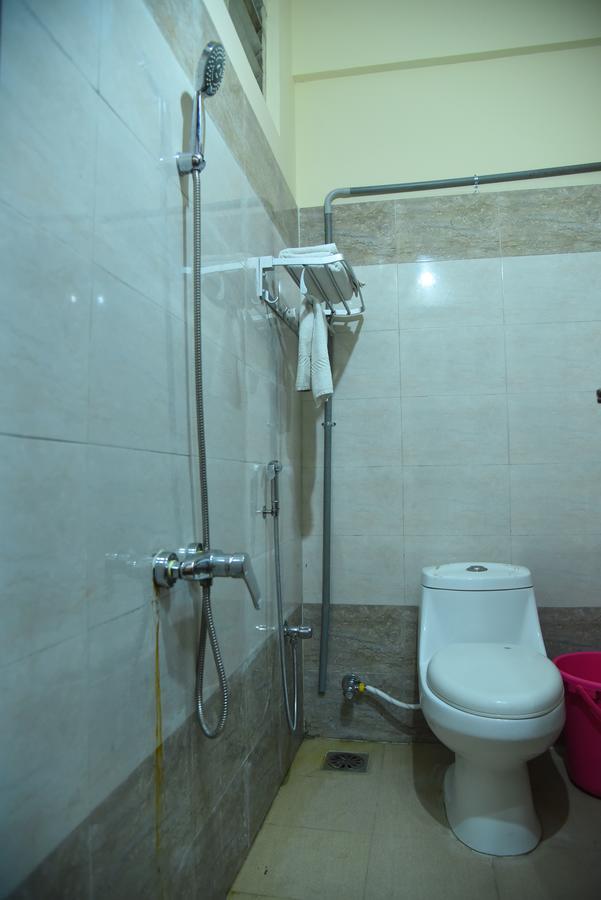 King Park Hotel Pondicherry Exterior foto